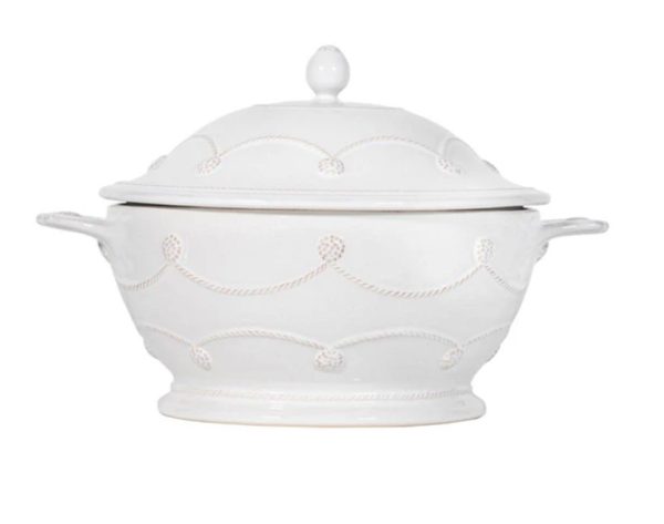 Juliska Berry & Thread Casserole with Lid - Whitewash