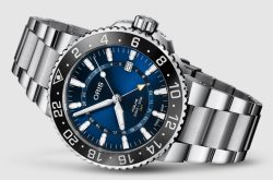 Oris Aquis GMT Date