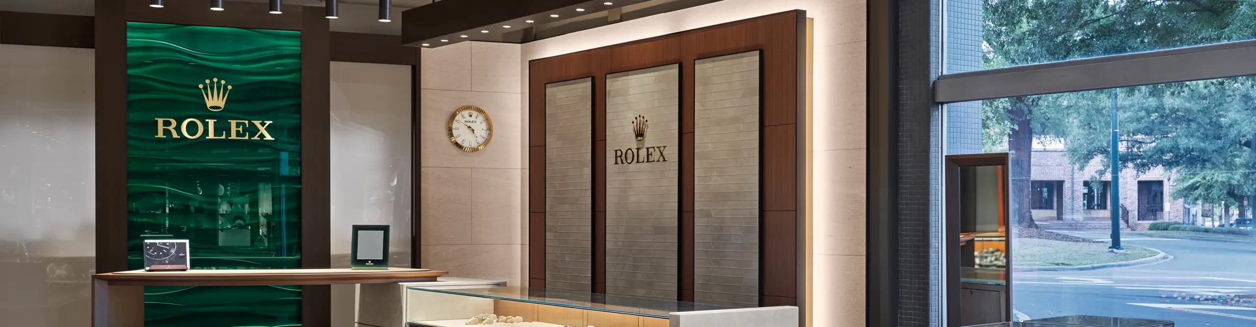 discover our luxury rolex showroom - bromberg's