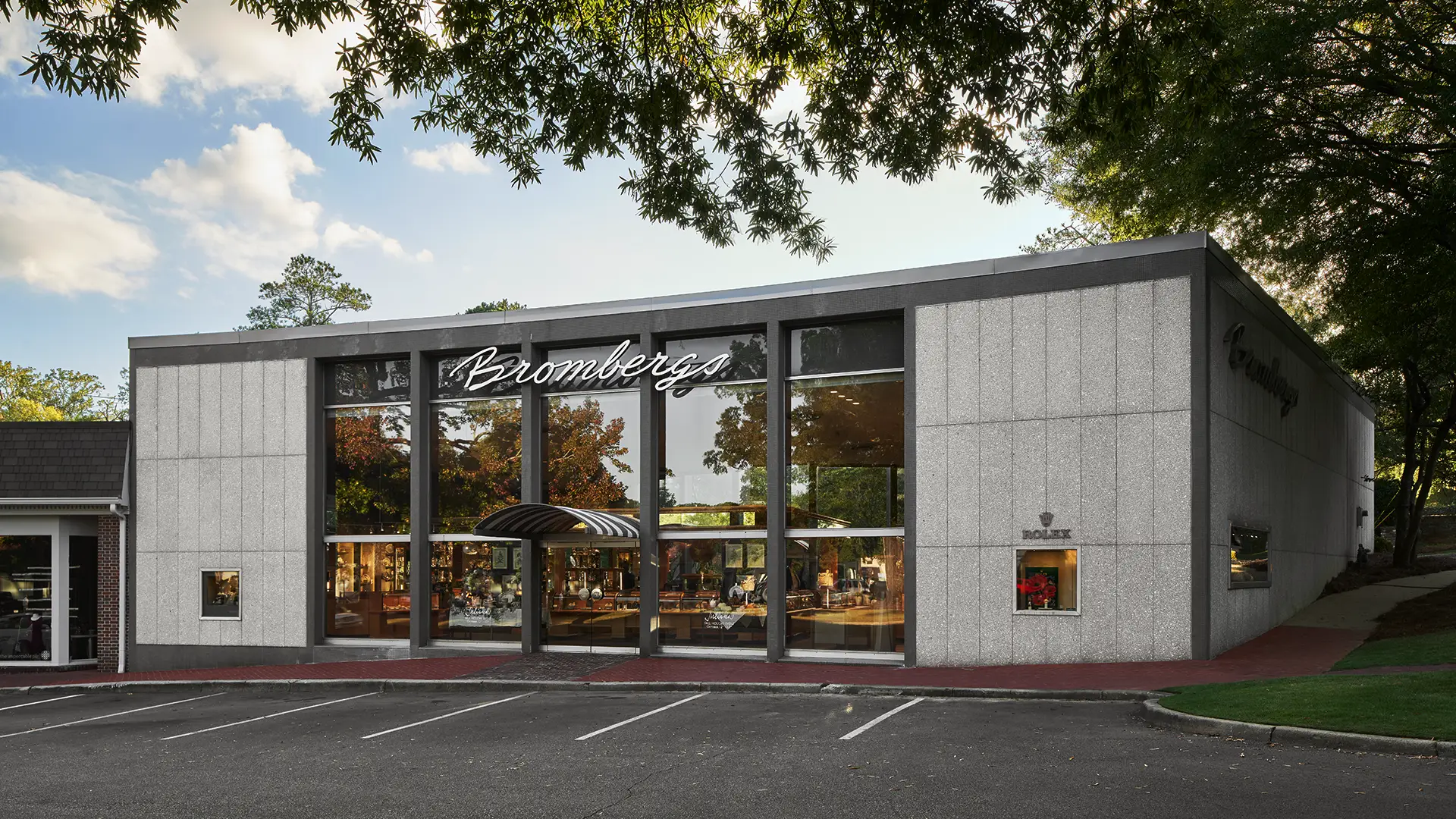 discover our luxury rolex showroom - bromberg's